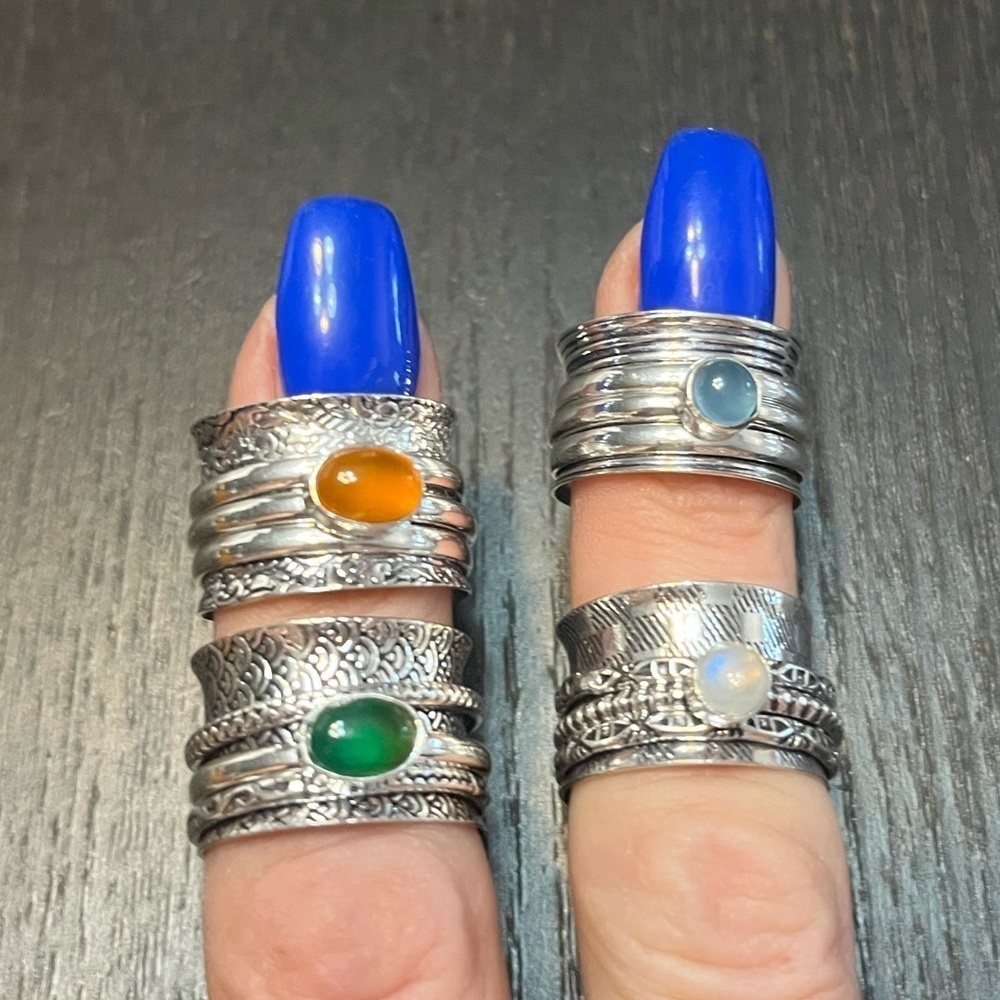 Gemstone Spinner Ring - Picture 2 of 2